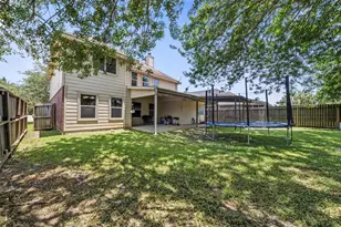 924 Chad Ln, Baytown, TX 77521 - Photo 23