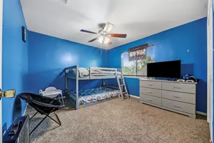 924 Chad Ln, Baytown, TX 77521 - Photo 19