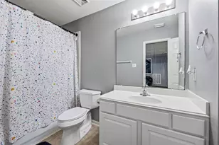 924 Chad Ln, Baytown, TX 77521 - Photo 21