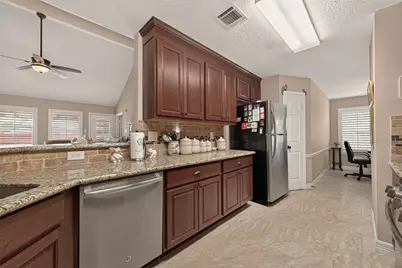 3413 Blue Wing Drive, Dickinson, TX 77539 - Photo 19