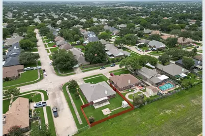 3413 Blue Wing Drive, Dickinson, TX 77539 - Photo 45