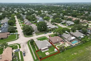 3413 Blue Wing Dr, Dickinson, TX 77539 - Photo 45