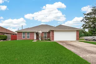 3413 Blue Wing Dr, Dickinson, TX 77539 - Photo 3