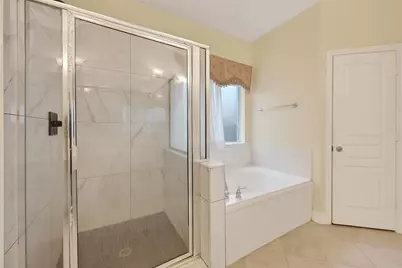 14419 Manorbier Lane, Sugar Land, TX 77498 - Photo 33