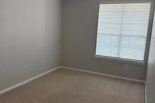 7575 Kirby Dr, Houston, TX 77030 - Photo 11