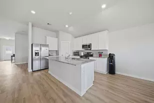 2502 Gelding Manor Dr, Alvin, TX 77511 - Photo 7