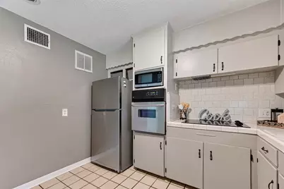 5114 Beechnut Street, Houston, TX 77096 - Photo 9