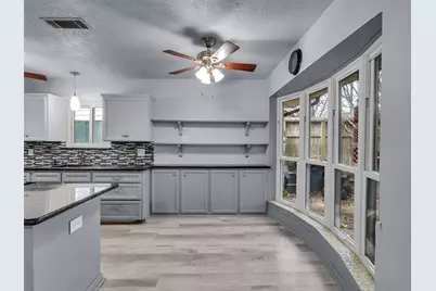 7210 Pine Grove Drive, Houston, TX 77092 - Photo 15