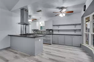 7210 Pine Grove Dr, Houston, TX 77092 - Photo 13