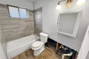 12019 New Brunswick Dr, Houston, TX 77089 - Photo 5