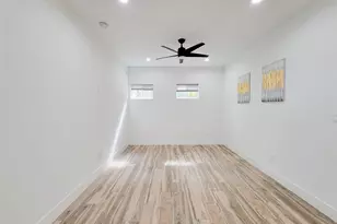 5019 Creekmont Dr, Houston, TX 77091 - Photo 7