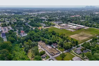 6402 Tuskegee Street, Houston, TX 77091 - Photo 13