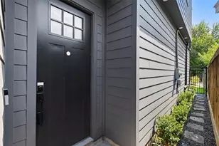 7033 Avenue L, Houston, TX 77011 - Photo 3