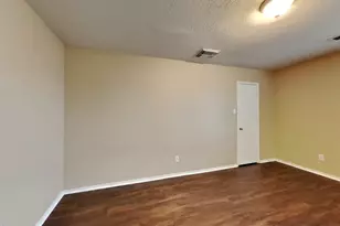 8030 Echinacea Dr, Baytown, TX 77521 - Photo 15