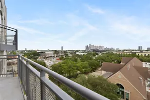 3311 Yupon St, Houston, TX 77006 - Photo 17