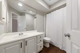 123 Sheerborne Ct, The Woodlands, TX 77382 - Photo 19