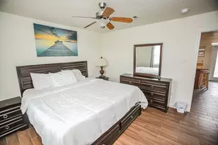 104 Beach Dr, Freeport, TX 77541 - Photo 17