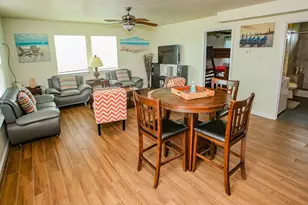 104 Beach Dr, Freeport, TX 77541 - Photo 7