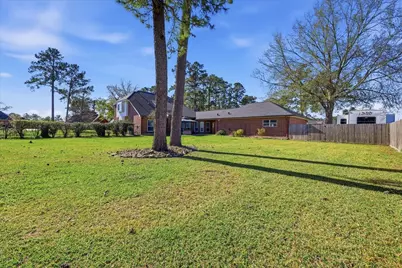 2810 Chasse Ridge Drive, Orange, TX 77632 - Photo 27