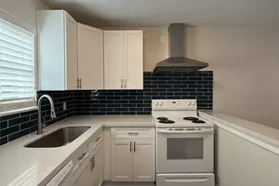 1824 Thonig Rd, Houston, TX 77055 - Photo 1