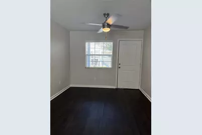 1824 Thonig Road #14, Houston, TX 77055 - Photo 5