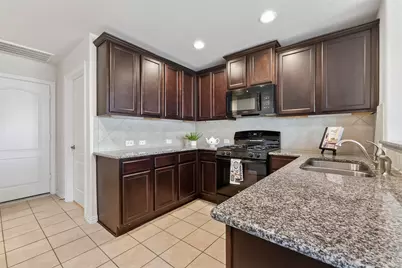 2237 Ivy Wall Drive, Conroe, TX 77301 - Photo 11