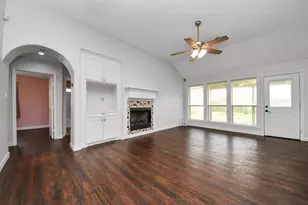 204 Audubon Woods Ct, Richwood, TX 77531 - Photo 5