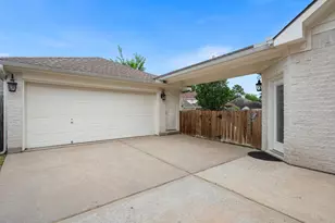 11606 Ocotillo Dr, Houston, TX 77095 - Photo 39