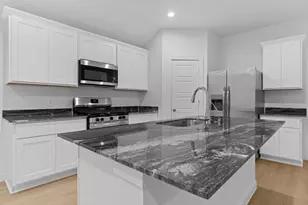 9018 Rose Water Trl, Rosharon, TX 77583 - Photo 7