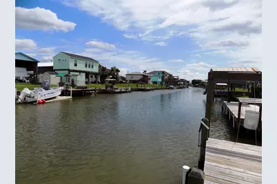 3569 County Road 202, Sargent, TX 77414 - Photo 7