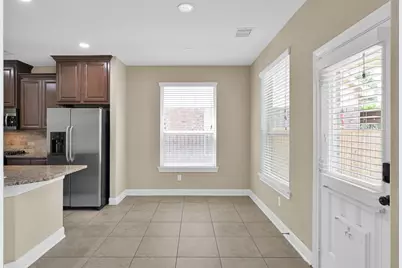 106 N Pinto Point Circle, Spring, TX 77389 - Photo 11