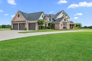 304 Champions Ct, El Campo, TX 77437 - Photo 45