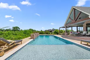 304 Champions Ct, El Campo, TX 77437 - Photo 43