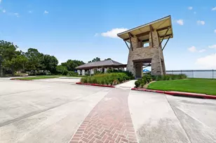 7806 London Tower Ln, Houston, TX 77044 - Photo 33