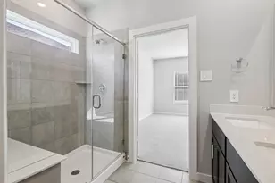 11422 Dark Amethyst Dr, Houston, TX 77048 - Photo 13