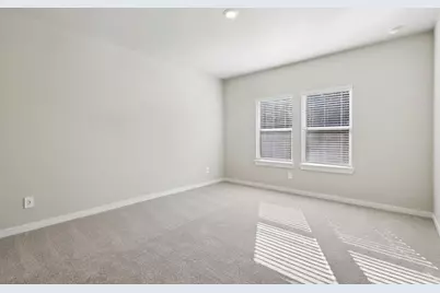 11422 Dark Amethyst Drive, Houston, TX 77048 - Photo 9