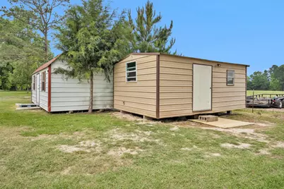 2955 Hogg Extension, Apple Springs, TX 75847 - Photo 47