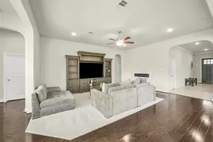 2214 Captain Davis Dr, Richmond, TX 77469 - Photo 11