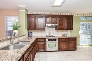 4202 Creek Hollow Ln, Missouri City, TX 77459 - Photo 3