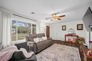 355 N Monroe St, La Grange, TX 78945 - Photo 5