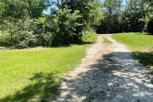 1046 Berry Rd, Lufkin, TX 75904 - Photo 25