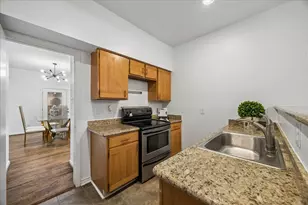 2555 Bering Dr, Houston, TX 77057 - Photo 7