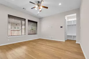 10004 Steeple Farms Dr, Houston, TX 77080 - Photo 13
