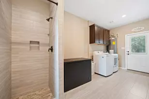 3004 Tyler St, Dayton, TX 77535 - Photo 25