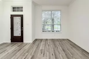 73 E Montfair Blvd, The Woodlands, TX 77382 - Photo 3