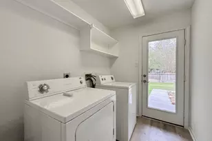73 E Montfair Blvd, The Woodlands, TX 77382 - Photo 19