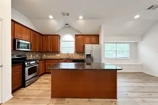 73 E Montfair Blvd, The Woodlands, TX 77382 - Photo 15