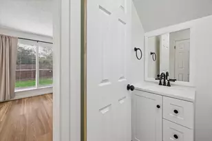 1600 Hazelwood, Conroe, TX 77301 - Photo 9