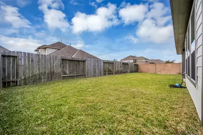 2502 Ocean Key Drive, Texas City, TX 77568 - Photo 25