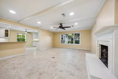 10814 Overbrook Lane, Houston, TX 77042 - Photo 9